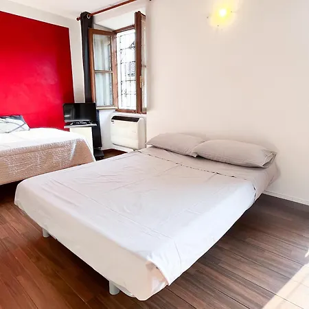 Monolocale Ad In Corso Alfieri In Palazzo Storico Zona Pedonale *